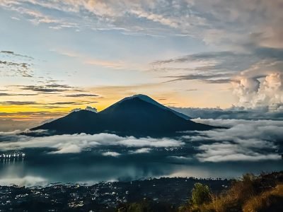 Trekking Mount Batur Sunrise Package